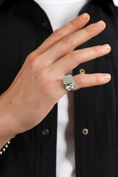 Gümüş Klasik Şövalye Erkek Yüzük