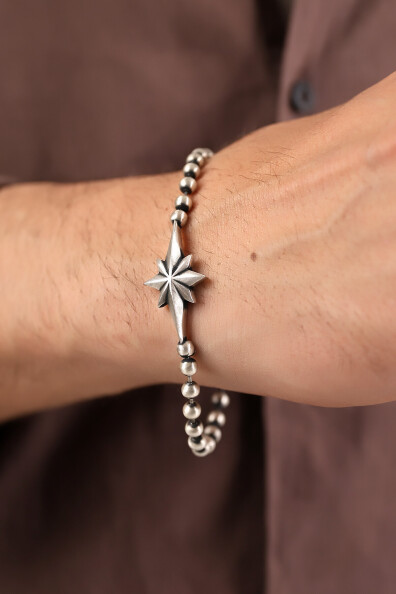 Gümüş Kutup Yıldızı Figürlü Top Zincirli Bileklik