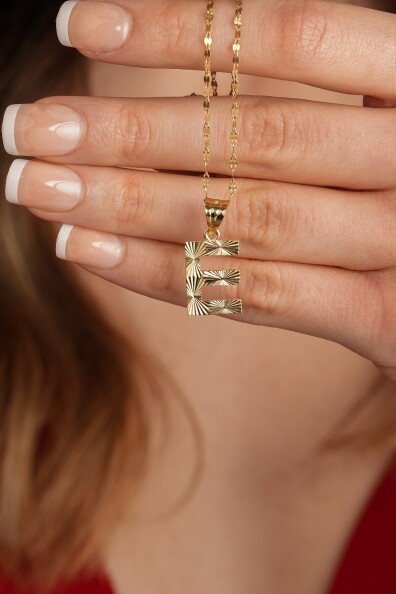 14 Ayar Altın E Harfi Kolye Ucu