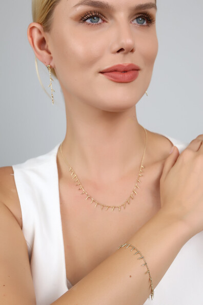 14 Ayar Altın Üçgen Sallantılı Set