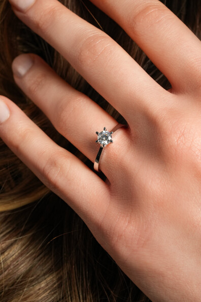 8 Ayar Tektaş Yüzük